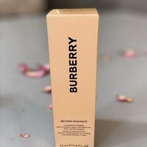 Burberry Beyond Radiance Luminous Primer in Tan